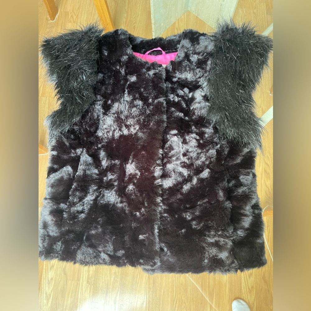 Skaist Taylor size Small Fun Vest